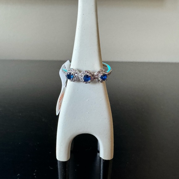 BP Sterling Band with Burma Blue Spinel (RBP 5410) - Picture 4 of 10